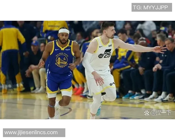 2017年勇士与爵士季后赛激战回顾及精彩瞬间分析