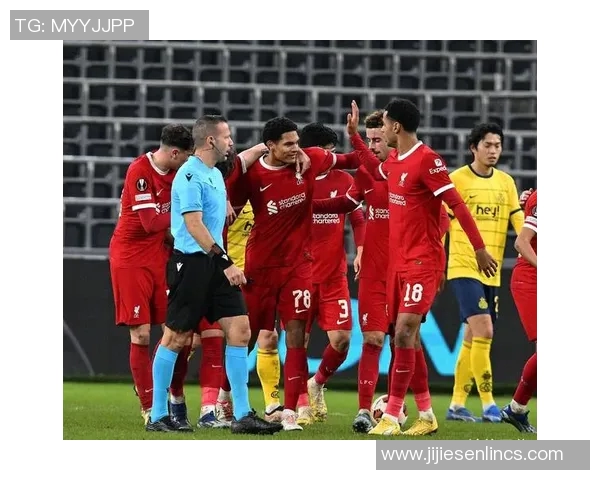 韦斯特鲁与圣吉罗斯的激烈对决揭示了足球战术的新思路与挑战