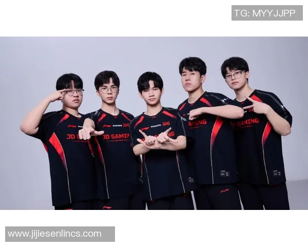 DOTA2分析：深入探讨JDG战队在进攻中的优缺点与战术调整